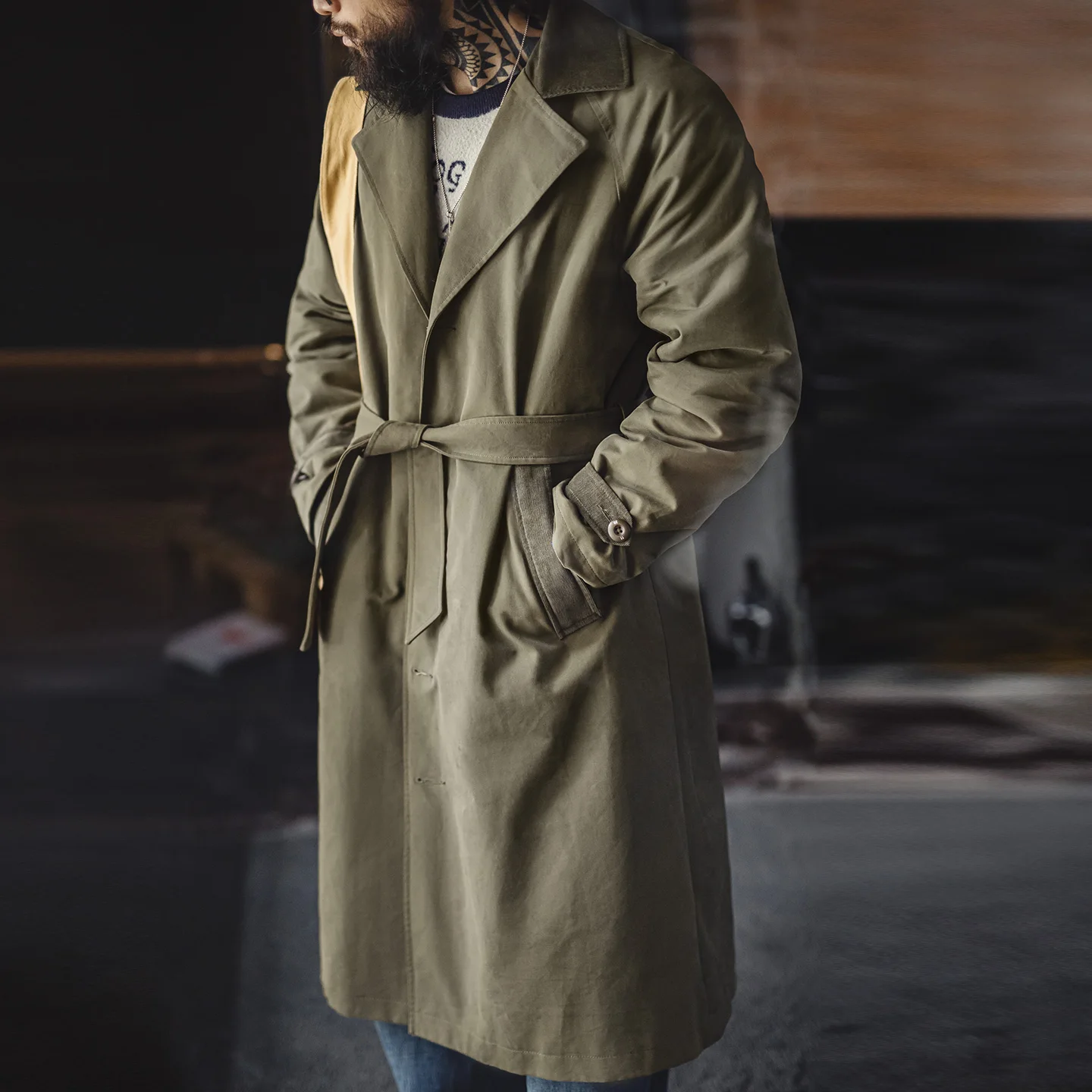 Maden Men's Trench Coat Cotton Retro Military with Corduroy Collar Belted Mid Length Spring Autumn Single-Breasted Overcoat
Maden Men's Trench Coat Cotton Retro Military with Corduroy Collar Belted Mid Length Spring Autumn Single-Breasted Overcoat