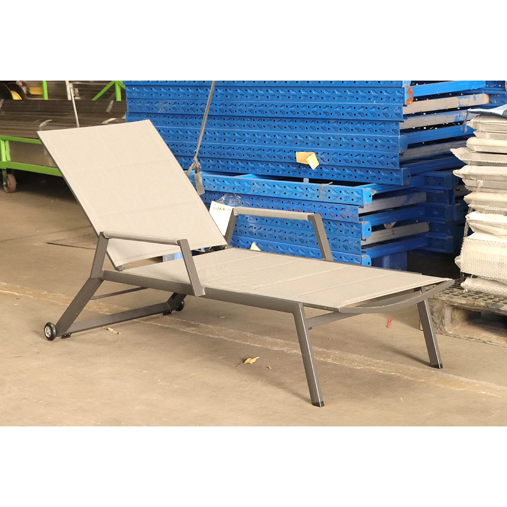 Custom Modern Portable Outdoor Aluminum Stylish Sunbed Chaise Lounge Garden Hotel Furniture Beach Lounge Chairs with Wheels
Custom Modern Portable Outdoor Aluminum Stylish Sunbed Chaise Lounge Garden Hotel Furniture Beach Lounge Chairs with Wheels