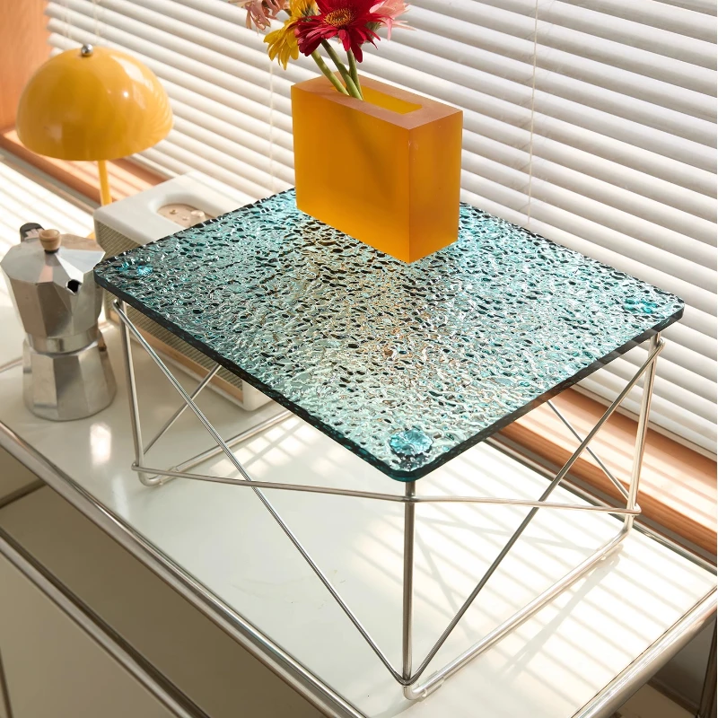 Nordic Side Table Stainless Steel Vintage Living Room Fireproof Rubber Board Low Table Exquisite Bauhaus-style Furniture Muebles 
Nordic Side Table Stainless Steel Vintage Living Room Fireproof Rubber Board Low Table Exquisite Bauhaus-style Furniture Muebles