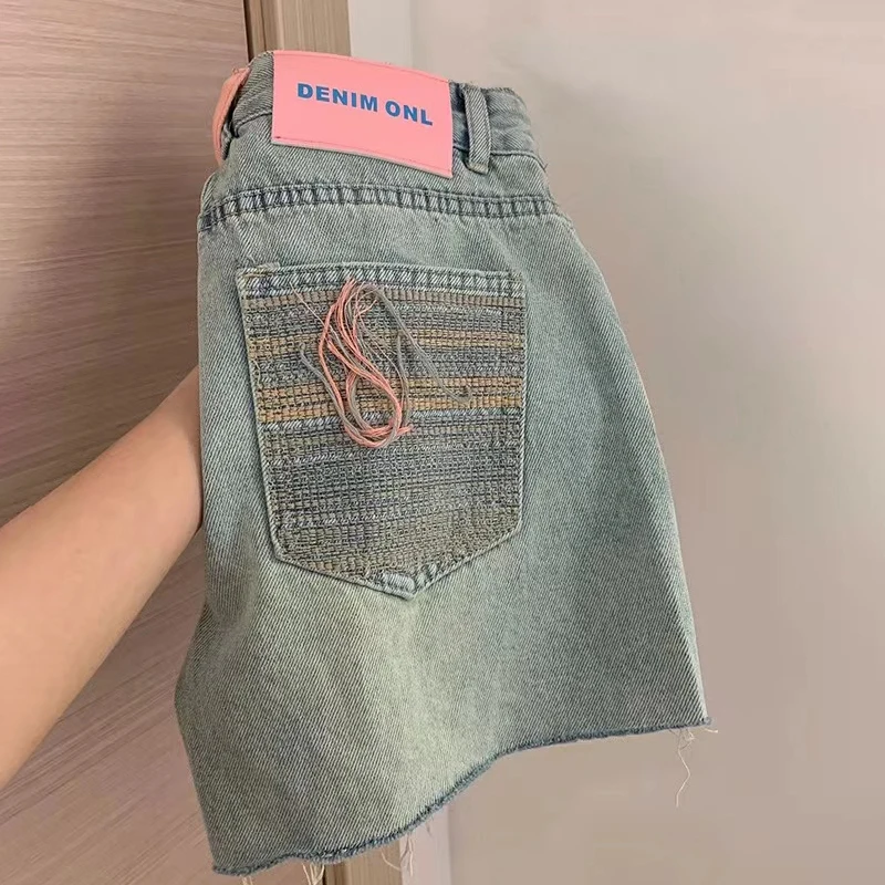 Plus Size Holes Denim Short Pant for Women 2025 Summer Simple High Waist Wide Leg Shorts Female Casual Jeans
Plus Size Holes Denim Short Pant for Women 2025 Summer Simple High Waist Wide Leg Shorts Female Casual Jeans