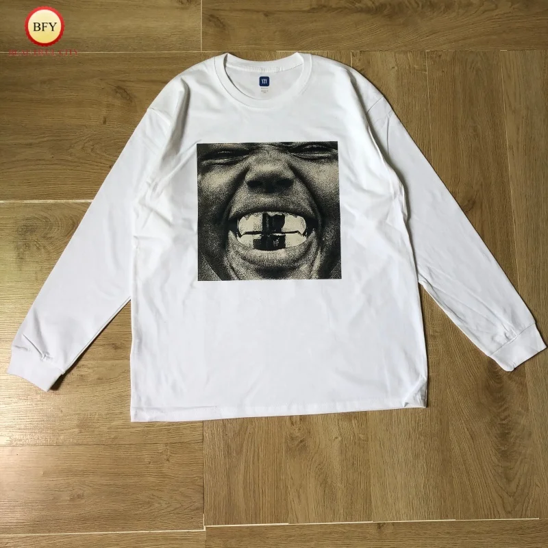 25SS YZY Kanye Белая футболка с круглым вырезом и длинными рукавами, хлопковая футболка с портретным принтом в стиле хип-хоп, большие мужские и женские футболки 
25SS YZY Kanye Белая футболка с круглым вырезом и длинными рукавами, хлопковая футболка с портретным принтом в стиле хип-хоп, большие мужские и женские футболки