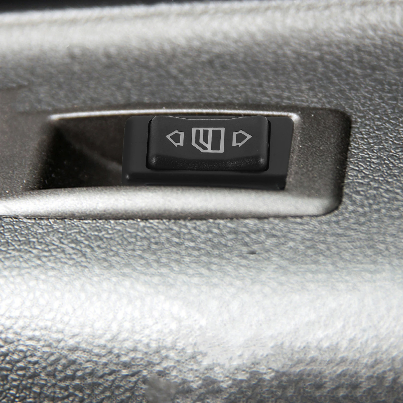 Universal Automotive Power Window Switch Sturdy Plastic Effortless Control Built-in Protection Compatible Car Brands Models
Universal Automotive Power Window Switch Sturdy Plastic Effortless Control Built-in Protection Compatible Car Brands Models