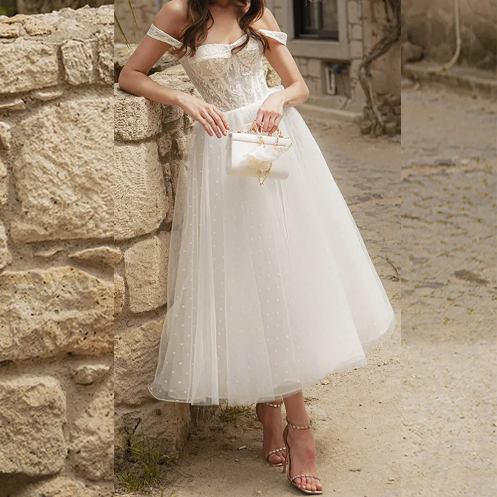 Elegant Floral Tulle Teal Length Lace Wedding Dresses Vestidos novia Off Shoulder Appliques Ball Gown Backless Beach Bridal Gown
Elegant Floral Tulle Teal Length Lace Wedding Dresses Vestidos novia Off Shoulder Appliques Ball Gown Backless Beach Bridal Gown