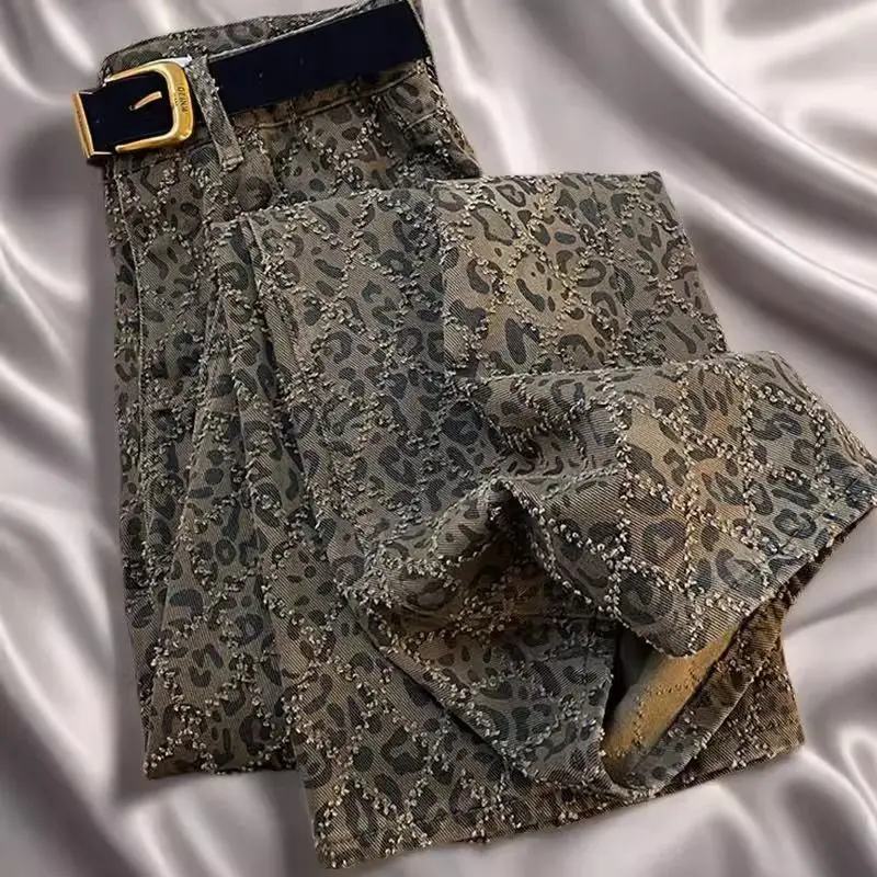 Retro High Waist Straight Leg Leopard Print Denim Jeans Women's Spring Summer New Style Design Slimming Wide Leg Pants
Retro High Waist Straight Leg Leopard Print Denim Jeans Women's Spring Summer New Style Design Slimming Wide Leg Pants