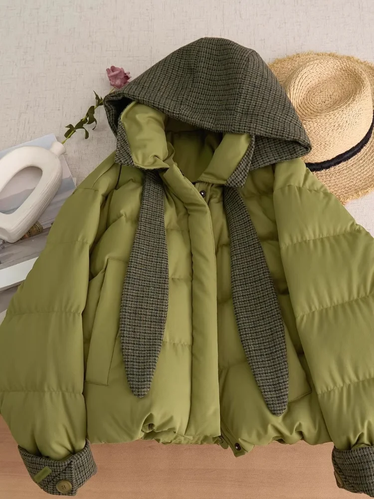 Корейская зимняя женская куртка-пальто из утепленного хлопка с капюшоном, новая, свободного кроя, модная, теплая, однотонная, для повседневной носки
Корейская зимняя женская куртка-пальто из утепленного хлопка с капюшоном, новая, свободного кроя, модная, теплая, однотонная, для повседневной носки