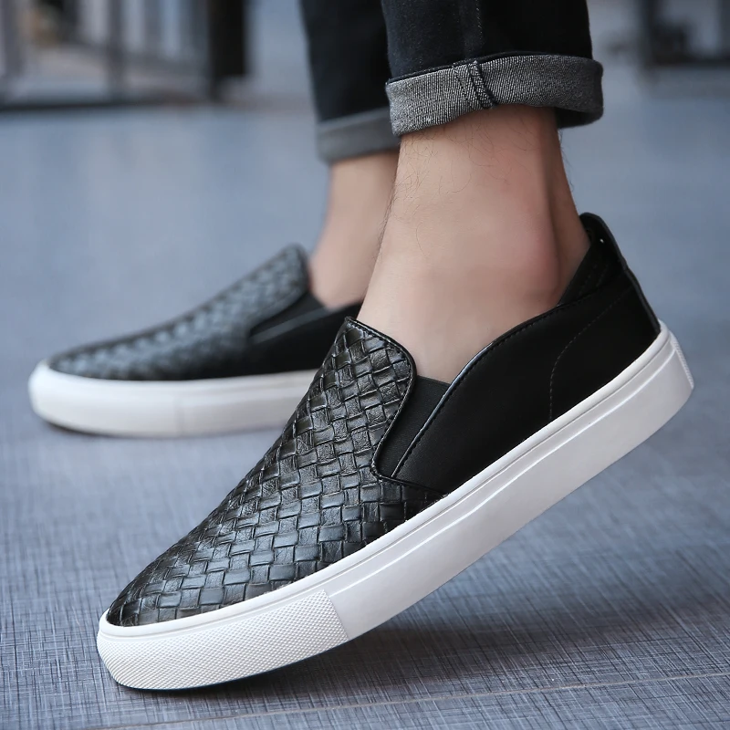 Casual shoes Comfortable and trendy men's styles Outdoor fashion street walking Daily casual business luxury shoes high-quality
Casual shoes Comfortable and trendy men's styles Outdoor fashion street walking Daily casual business luxury shoes high-quality