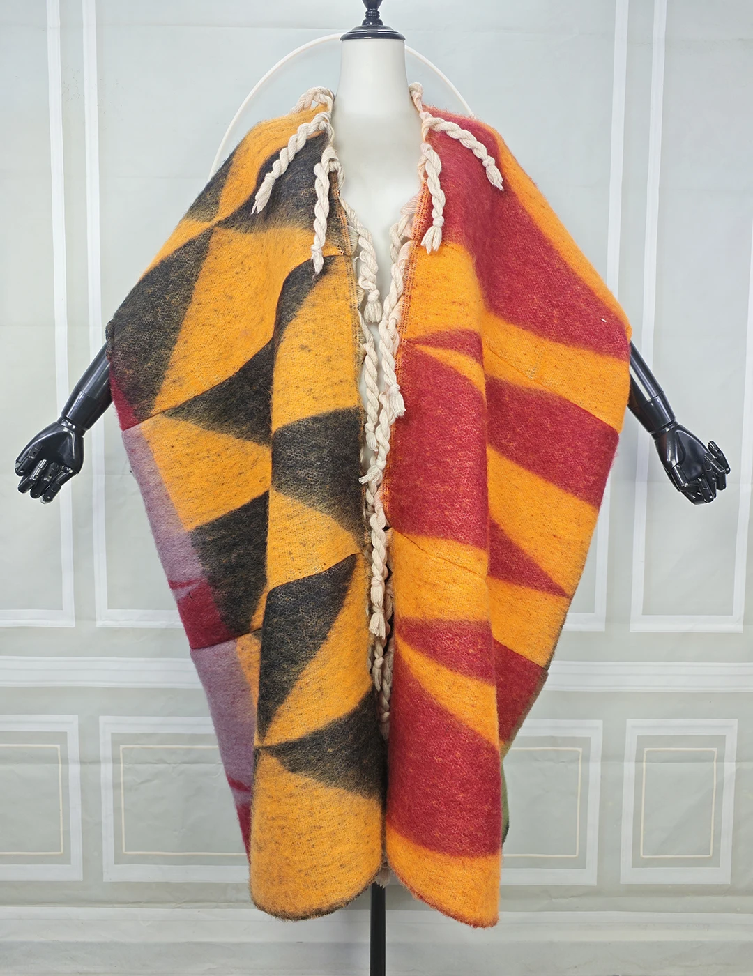 Модные зимние теплые кимоно с открытой передней частью, большие африканские женские теплые нечеткие длинные кардиганы, роскошный кафтан в Дубае, пальто
Модные зимние теплые кимоно с открытой передней частью, большие африканские женские теплые нечеткие длинные кардиганы, роскошный кафтан в Дубае, пальто