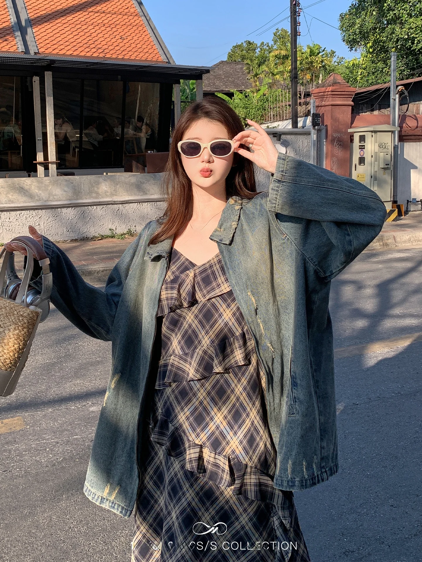 Washed Heavy Duty Large Size Women's Zipper Denim Jacket Spring Loose Versatile Top Maxisi Casual Long Sleeve Coat
Washed Heavy Duty Large Size Women's Zipper Denim Jacket Spring Loose Versatile Top Maxisi Casual Long Sleeve Coat
