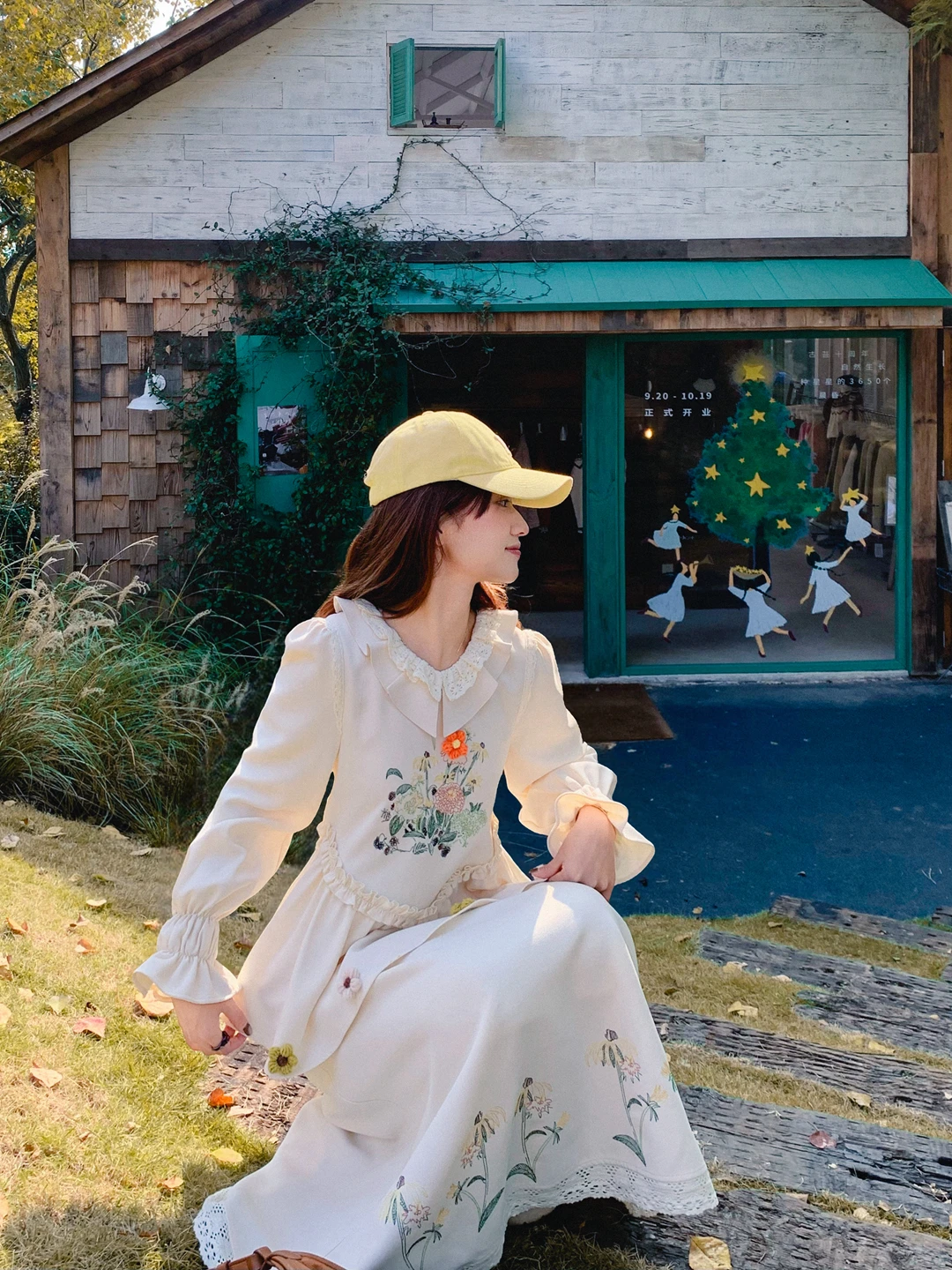 Artistic Sle Embroidered Loose Doll Dr A-Line Dr Inner Long Dr Fre Sweet Breeze Ruffle Hem Loose Waist Long Sve
Artistic Sle Embroidered Loose Doll Dr A-Line Dr Inner Long Dr Fre Sweet Breeze Ruffle Hem Loose Waist Long Sve