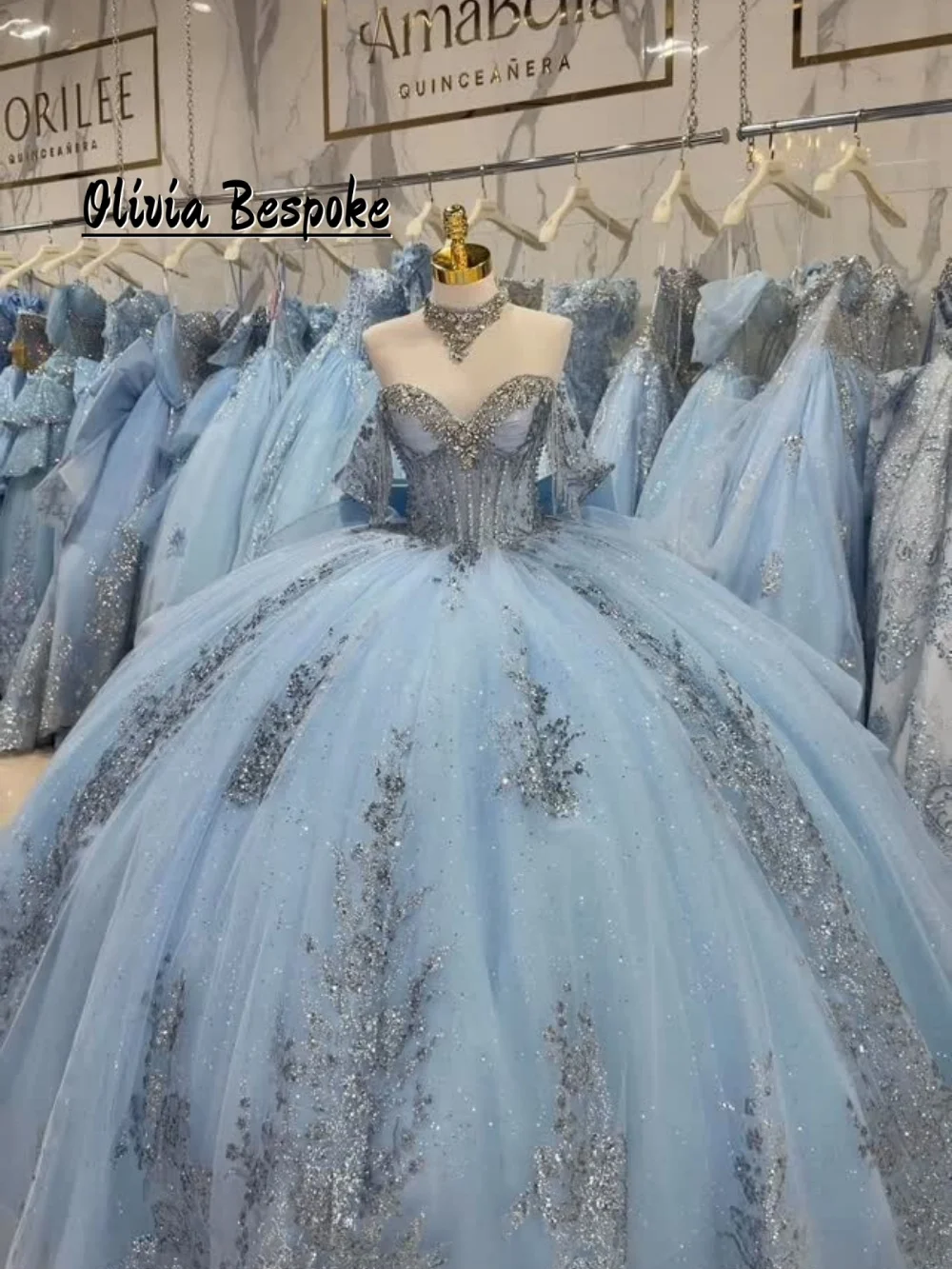 Shimmery Blue 15 Quinceanera Dresses Sweet 15 16 Dress Princess Ball Gown Applique 2027 Birthday Luxury Dress Customized
Shimmery Blue 15 Quinceanera Dresses Sweet 15 16 Dress Princess Ball Gown Applique 2027 Birthday Luxury Dress Customized