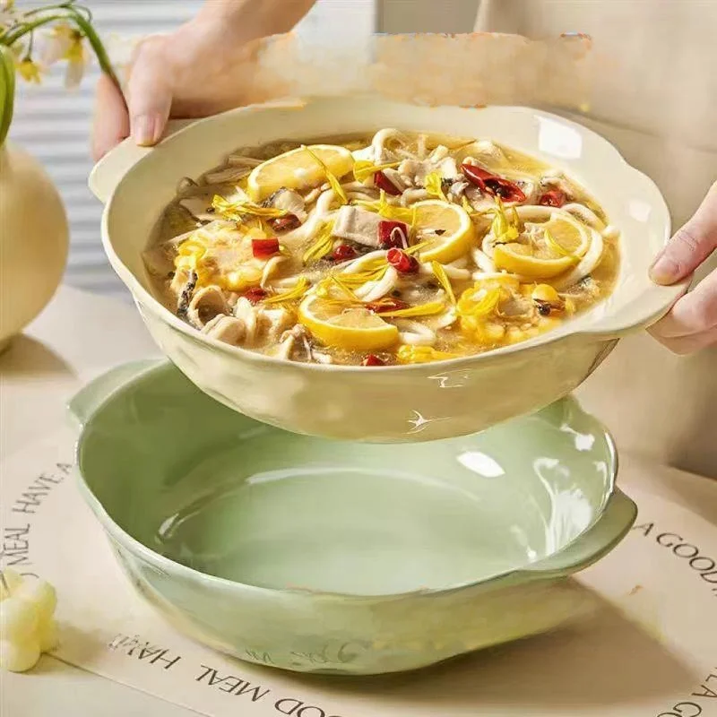 Большая 2-дюймовая суповая миска Cerc для острого супа с кровью и миска Cfi с двумя ручками для домашнего использования, идеально подходит для переноски на мероприятиях.
Большая 2-дюймовая суповая миска Cerc для острого супа с кровью и миска Cfi с двумя ручками для домашнего использования, идеально подходит для переноски на мероприятиях.