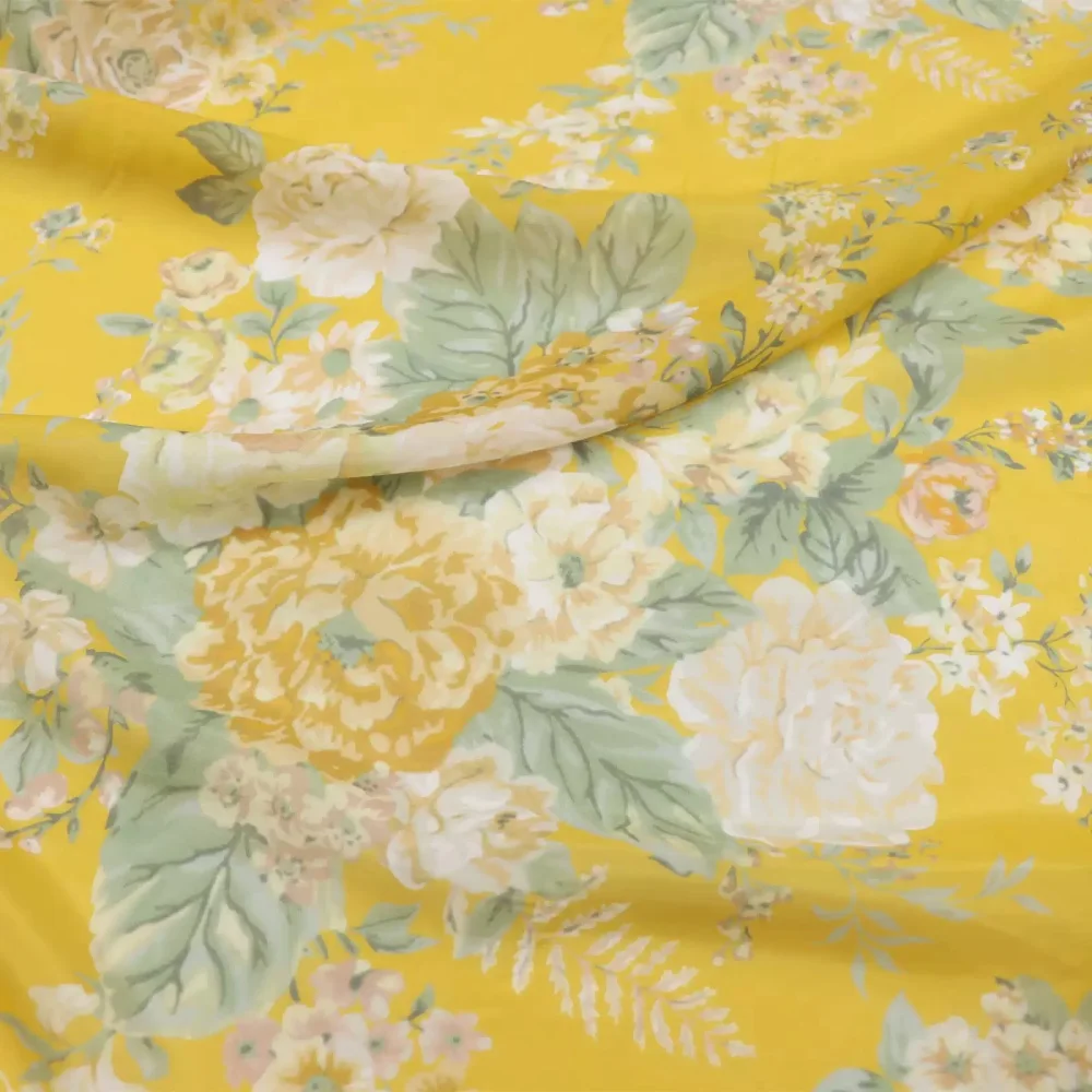 Charming Yellow Base Large White Flower Comfortable Discount Price Silk Cotton Fabric for Women Summer Dress Garment Shirt Pants
Charming Yellow Base Large White Flower Comfortable Discount Price Silk Cotton Fabric for Women Summer Dress Garment Shirt Pants