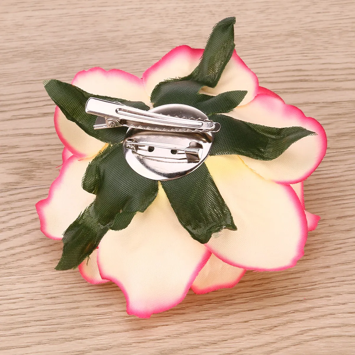 Заколка-брошь 2-в-1 в виде искусственной розы в винтажном стиле для женщин: аксессуар для вечеринок, свадеб и выпускных вечеров
Заколка-брошь 2-в-1 в виде искусственной розы в винтажном стиле для женщин: аксессуар для вечеринок, свадеб и выпускных вечеров