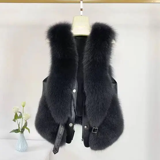 Autumn Winter Thick Warm Faux Fox Fur Vest Women High Quality Fashion V-Neck Short Fur Coat Female Fur Waistcoat 2024 QY219
Autumn Winter Thick Warm Faux Fox Fur Vest Women High Quality Fashion V-Neck Short Fur Coat Female Fur Waistcoat 2024 QY219