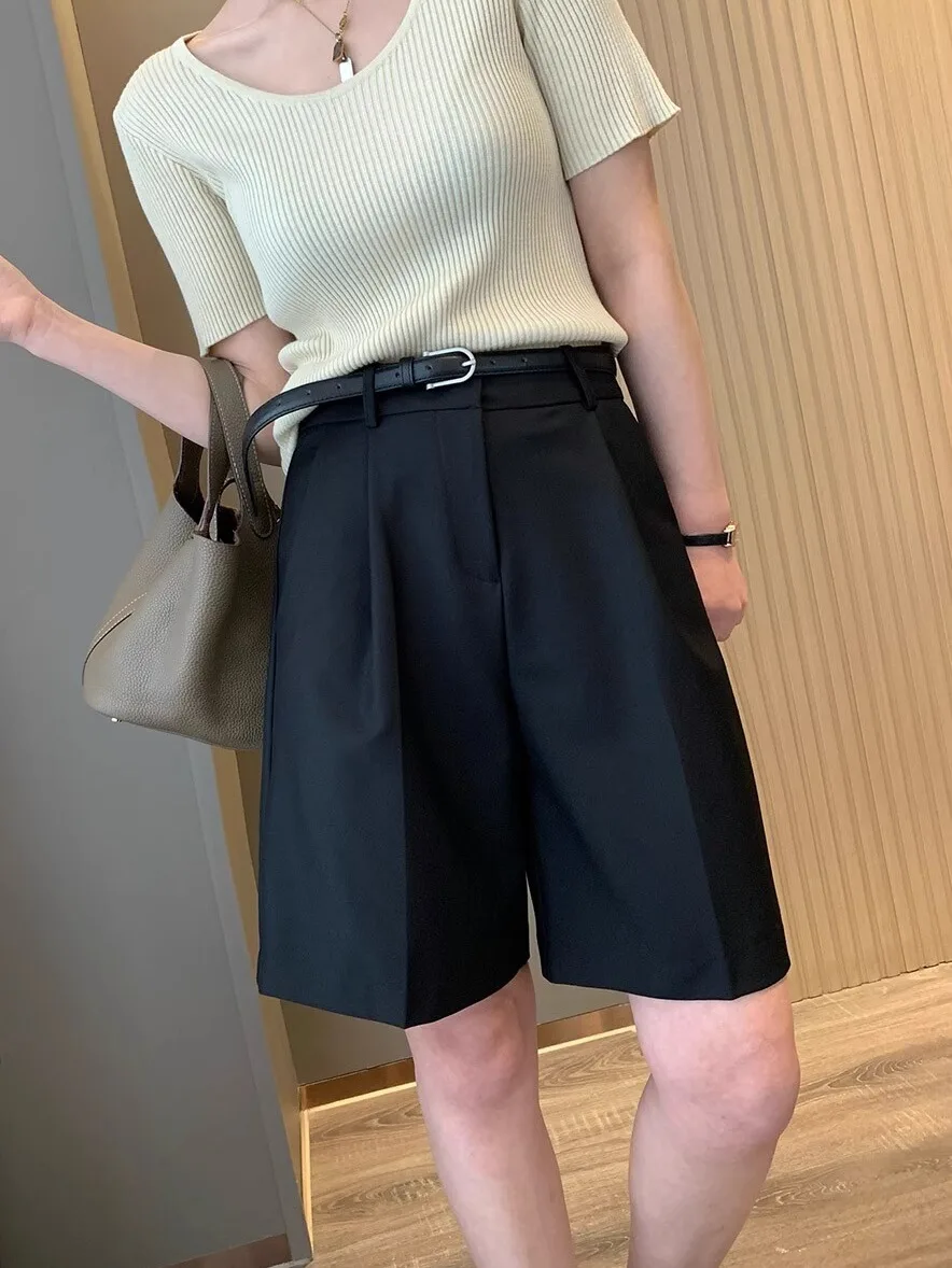 2024 new shorts for women summer loose new high waist slim casual shorts for women fashion zipper all-match solid color shorts
2024 new shorts for women summer loose new high waist slim casual shorts for women fashion zipper all-match solid color shorts