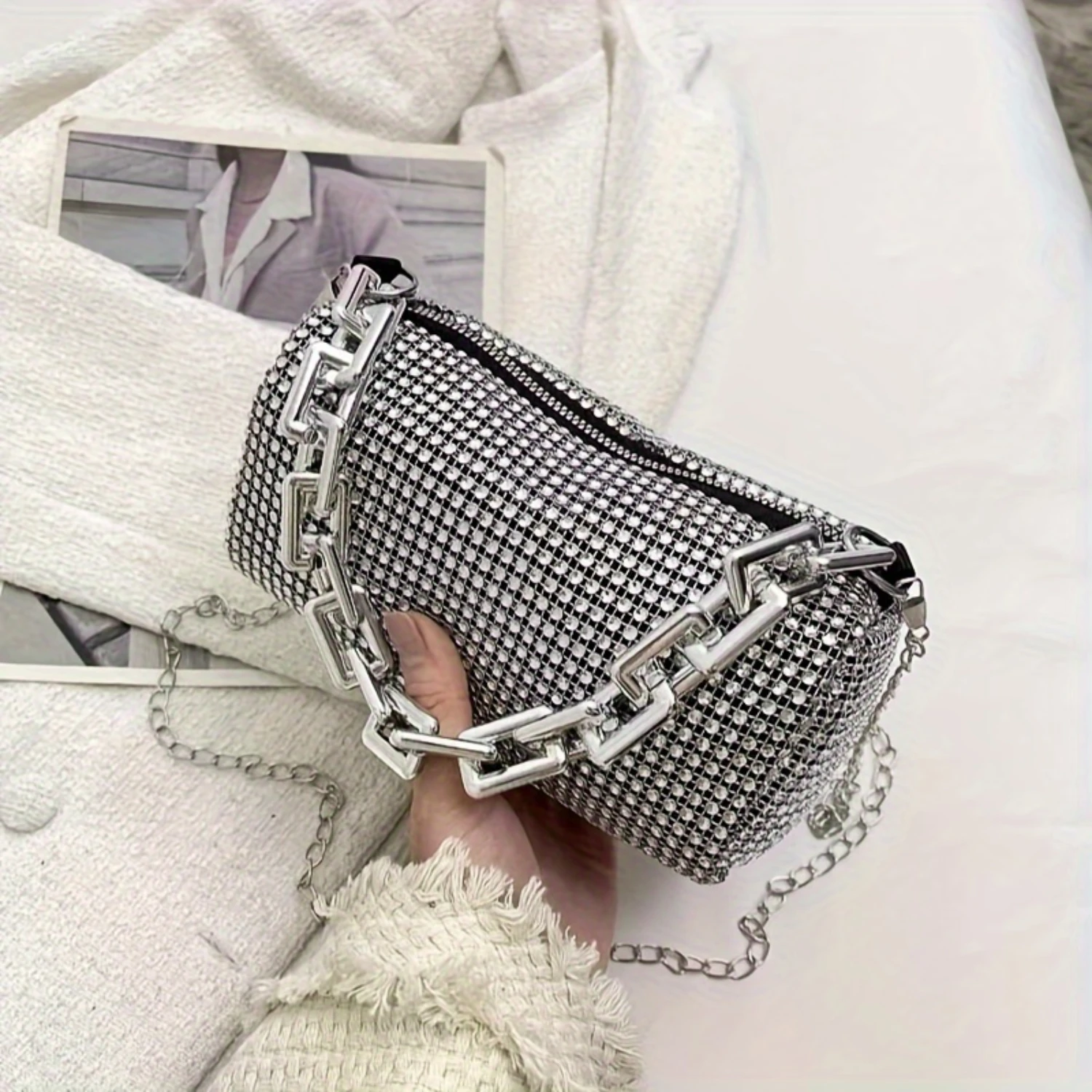 Mini Fashion Shoulder Bag, Glitter Crossbody Bag, Women's Trendy Handbag, Shoulder Bag & Purse for Carnaval Music Fes
Mini Fashion Shoulder Bag, Glitter Crossbody Bag, Women's Trendy Handbag, Shoulder Bag & Purse for Carnaval Music Fes