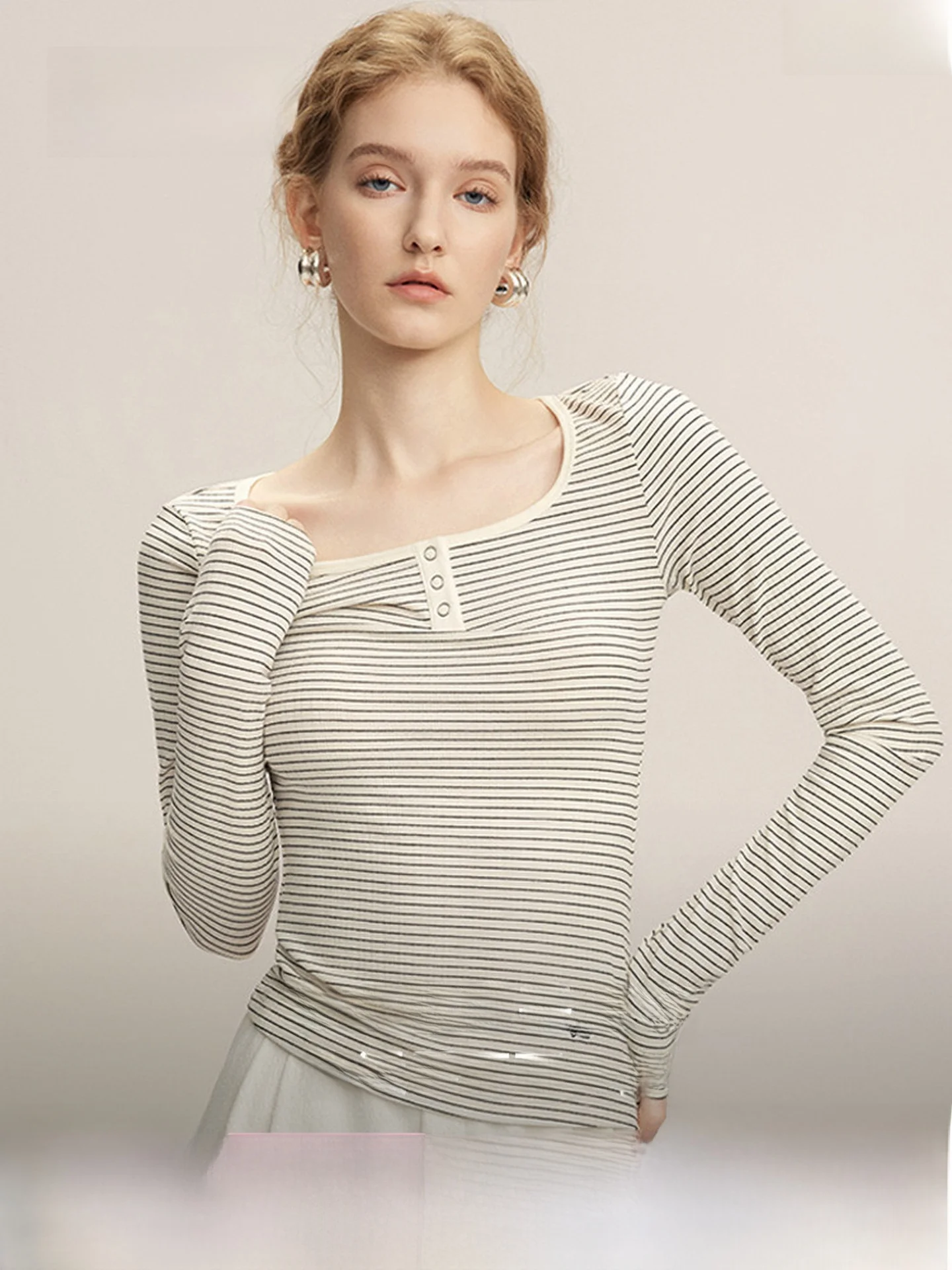 Fashionable Striped Knitwear Women's Slim Fit Henry Collar Base Top ELLE Spring Summer New Arrival R Palete Fiber Long Sleeve
Fashionable Striped Knitwear Women's Slim Fit Henry Collar Base Top ELLE Spring Summer New Arrival R Palete Fiber Long Sleeve
