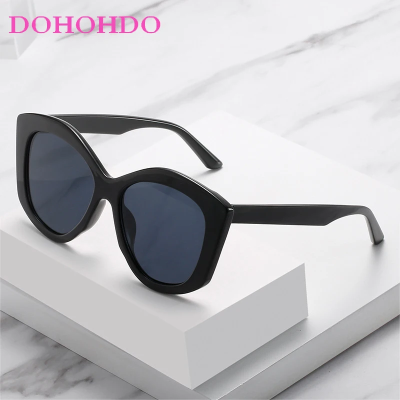 Vintage Brand Designer Cat Eye Sunglasses Women Men Fashion Big Frame Sun Glasses Female Outdoors Summer Traveling Shades UV400
Vintage Brand Designer Cat Eye Sunglasses Women Men Fashion Big Frame Sun Glasses Female Outdoors Summer Traveling Shades UV400