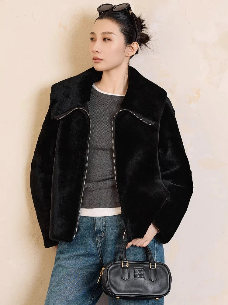 High-end Luxury Merino Sheep Fur Lambswool Jackets for Women 2026 New Simple Casual Black Winter Genuine Leather Real Fur Coat
High-end Luxury Merino Sheep Fur Lambswool Jackets for Women 2026 New Simple Casual Black Winter Genuine Leather Real Fur Coat