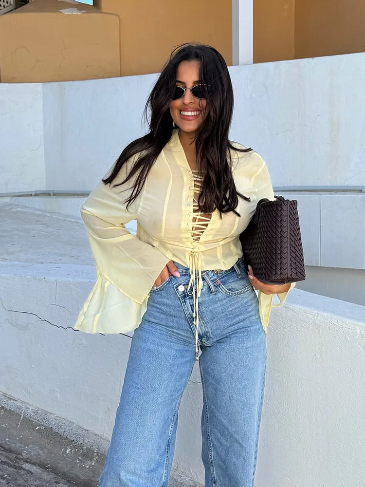TRAFZA Women Summer Versatile V-neck Lace-up Decorative Chiffon Loose Shirt Female Thin Pullover Casual Long Sleeve Shirt Mujer
TRAFZA Women Summer Versatile V-neck Lace-up Decorative Chiffon Loose Shirt Female Thin Pullover Casual Long Sleeve Shirt Mujer