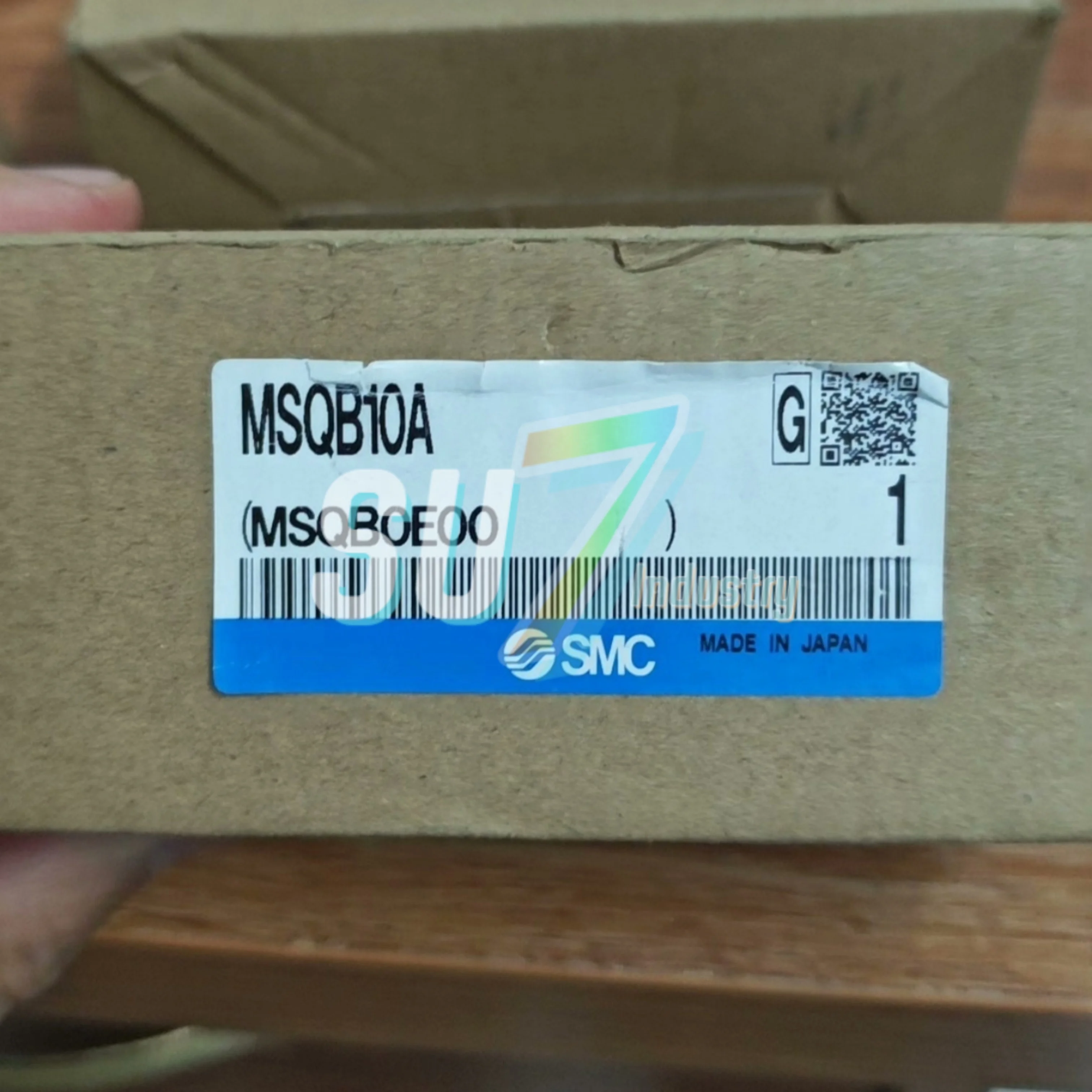 Rotary Pneumatic Cylinder New original MQR16-M5 MSQB10A
Rotary Pneumatic Cylinder New original MQR16-M5 MSQB10A