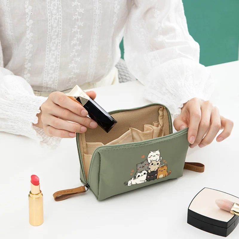 Cartoon Kitten Pattern Design Makeup Medicine Organizer Bag Multifunctional Travel Storage Pouch Suitable for Hospital Bags
Cartoon Kitten Pattern Design Makeup Medicine Organizer Bag Multifunctional Travel Storage Pouch Suitable for Hospital Bags