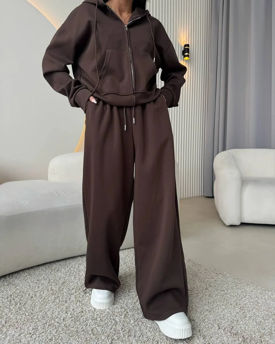 Fashion Sports Suit Long Sleeve Zipper Cardigan Hooded Sweatshirt Drawstring Elastic Trousers Two-piece Set Female Loose Outfit
Fashion Sports Suit Long Sleeve Zipper Cardigan Hooded Sweatshirt Drawstring Elastic Trousers Two-piece Set Female Loose Outfit