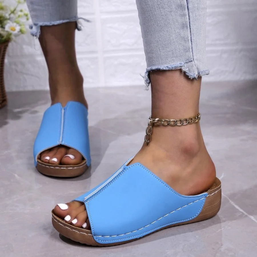 Women's shoes summer new slippers comfortable outside wear platform sandals women's slippers
Women's shoes summer new slippers comfortable outside wear platform sandals women's slippers