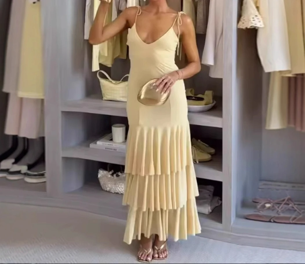 2025 Summer New Layered Decorative V-neck Solid Color and Ankle Casual Fashion Dress
2025 Summer New Layered Decorative V-neck Solid Color and Ankle Casual Fashion Dress