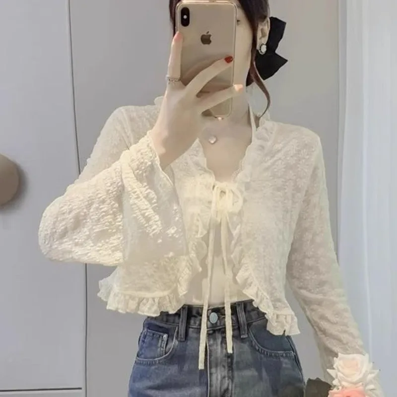 Summer Short Lace Trim Ice Silk Sun Protection Cardigan Ruffle Edge Perfect for Layering with a Slip Dress
Summer Short Lace Trim Ice Silk Sun Protection Cardigan Ruffle Edge Perfect for Layering with a Slip Dress