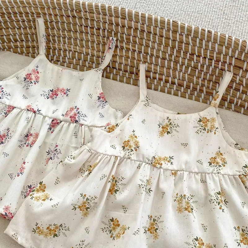 Summer 0-3Years Princess Baby Girl Flower Clothes Set Sleeveless Strap Shirt Tops+Elastic Waist Shorts Bottom 2PCS INS Outfits
Summer 0-3Years Princess Baby Girl Flower Clothes Set Sleeveless Strap Shirt Tops+Elastic Waist Shorts Bottom 2PCS INS Outfits