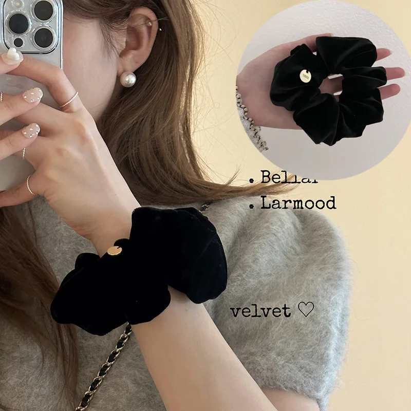 Scrunchies for Hair Black Velvet Red Hairties Girls For Daliy Ponyhair Hairstyle Hair Accessories Headwear Women Gifts
Scrunchies for Hair Black Velvet Red Hairties Girls For Daliy Ponyhair Hairstyle Hair Accessories Headwear Women Gifts