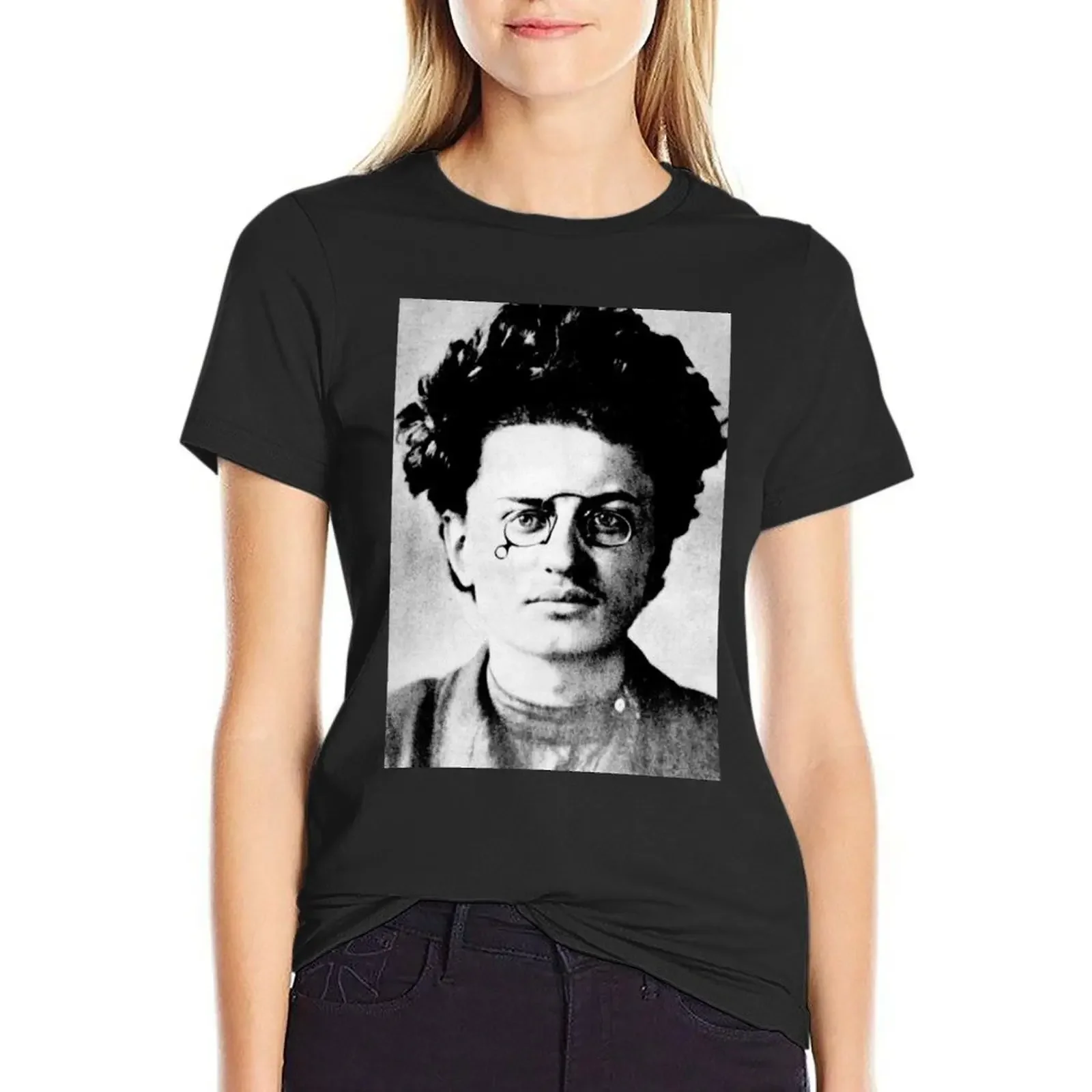 Historical Hipsters - Leon Trotsky T-Shirt aesthetic clothes Aesthetic clothing kawaii clothes western t-shirt dress for Women
Historical Hipsters - Leon Trotsky T-Shirt aesthetic clothes Aesthetic clothing kawaii clothes western t-shirt dress for Women