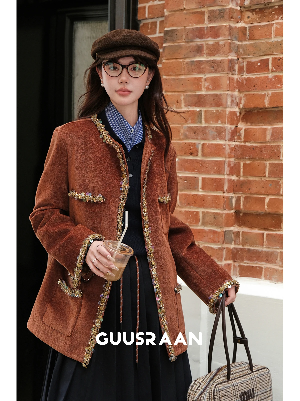 Потрясающее коричневое женское пальто с круглым вырезом, стеганое, осенняя модная новинка, для повседневной носки, стандартная длина, полиэстер...
Потрясающее коричневое женское пальто с круглым вырезом, стеганое, осенняя модная новинка, для повседневной носки, стандартная длина, полиэстер...