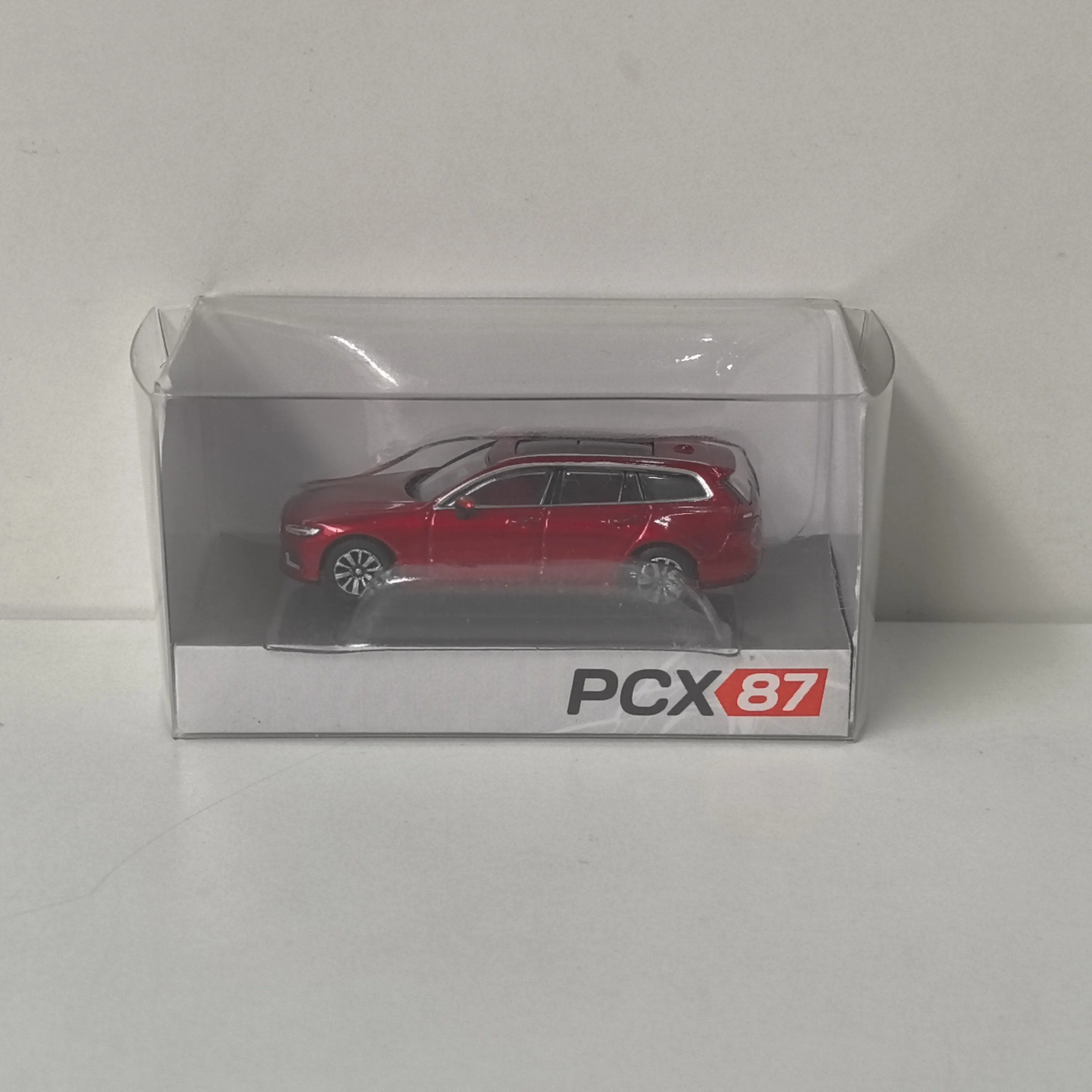 PCX HO 1/87 Scale V60 KOMBI Touring Car 34 Plastics Car Model
PCX HO 1/87 Scale V60 KOMBI Touring Car 34 Plastics Car Model