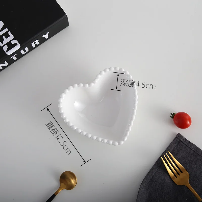 2Pcs Heart Shaped Ceramic Plates Nordic Style White Porcelain Bowls for Breakfast Snacks Desserts Tableware
2Pcs Heart Shaped Ceramic Plates Nordic Style White Porcelain Bowls for Breakfast Snacks Desserts Tableware