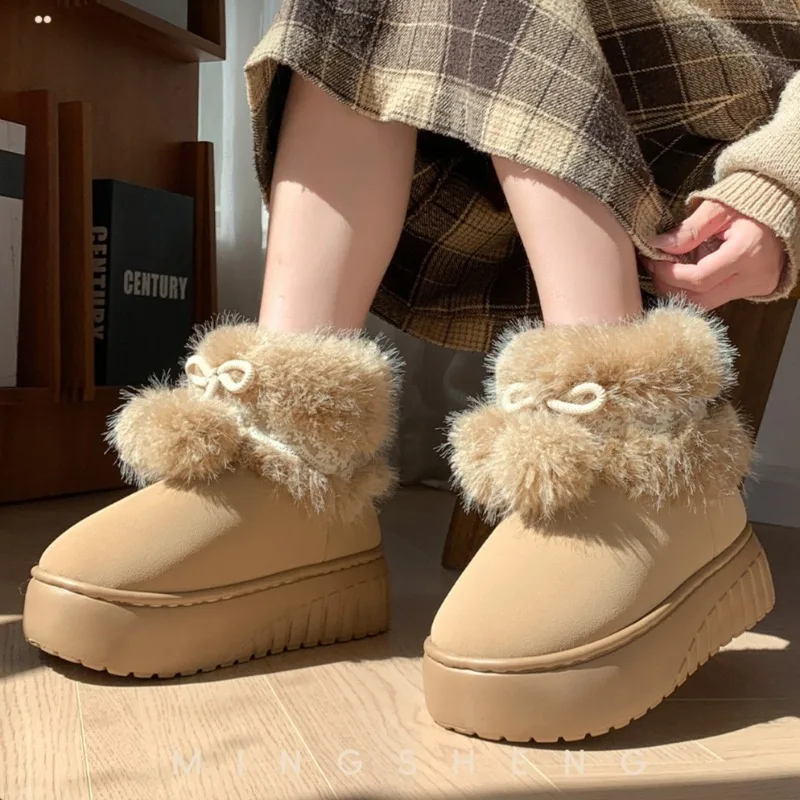 Женские зимние ботинки на толстой подошве, теплые меховые зимние нескользящие уличные короткие ботинки на платформе с кружевным украшением, высокие женские туфли
Женские зимние ботинки на толстой подошве, теплые меховые зимние нескользящие уличные короткие ботинки на платформе с кружевным украшением, высокие женские туфли