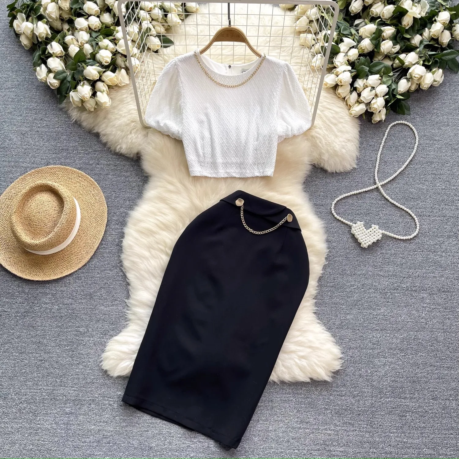 Puffy Sleeve Top Mid-Length Skirt Set Mesh Hollow Puffy Sleeve High Waist Slimming A Two-Piece Blouse Skirt Set
Puffy Sleeve Top Mid-Length Skirt Set Mesh Hollow Puffy Sleeve High Waist Slimming A Two-Piece Blouse Skirt Set