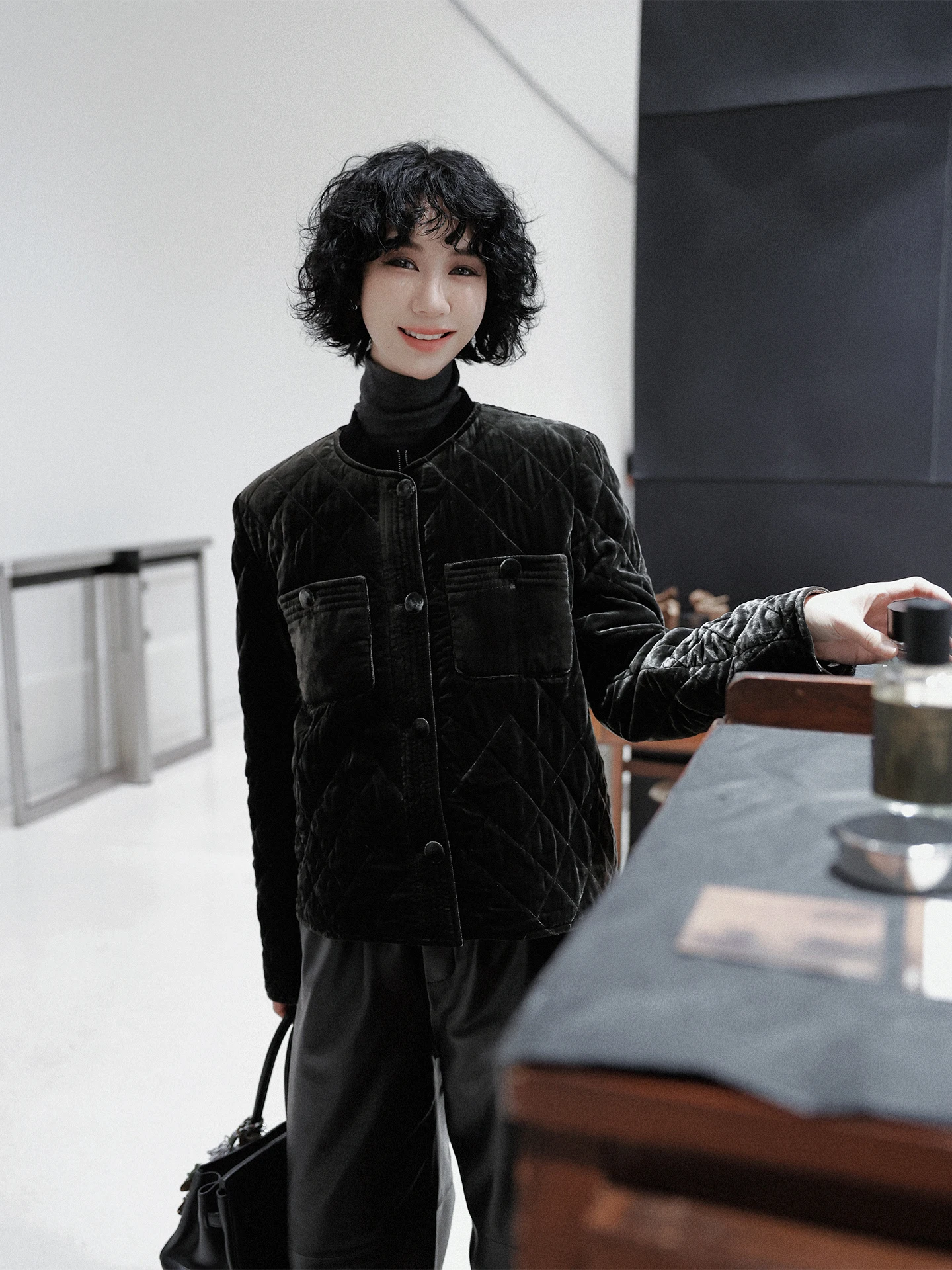 TT Высококачественная женская модная осенне-зимняя новая удобная куртка с хлопковой подкладкой
TT Высококачественная женская модная осенне-зимняя новая удобная куртка с хлопковой подкладкой