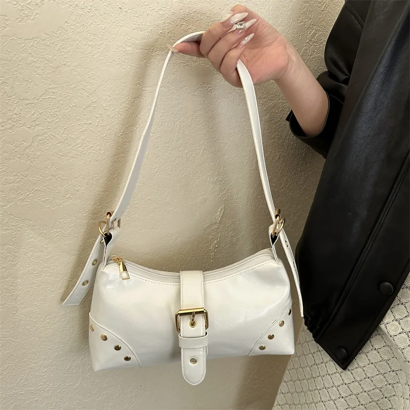 Biker Style Underarm Bag Studded Strap Shoulder Purse for Women Edgy Crossbody Tote Fashion Night Bag Chic Top Handle Bag
Biker Style Underarm Bag Studded Strap Shoulder Purse for Women Edgy Crossbody Tote Fashion Night Bag Chic Top Handle Bag