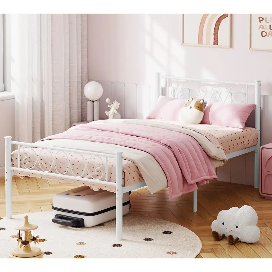 Белая металлическая кровать Twin XL с изголовьем и изножьем для девочек и мальчиков, с декором IronArt Sweet Heart, без функции регулировки высоты.
Белая металлическая кровать Twin XL с изголовьем и изножьем для девочек и мальчиков, с декором IronArt Sweet Heart, без функции регулировки высоты.