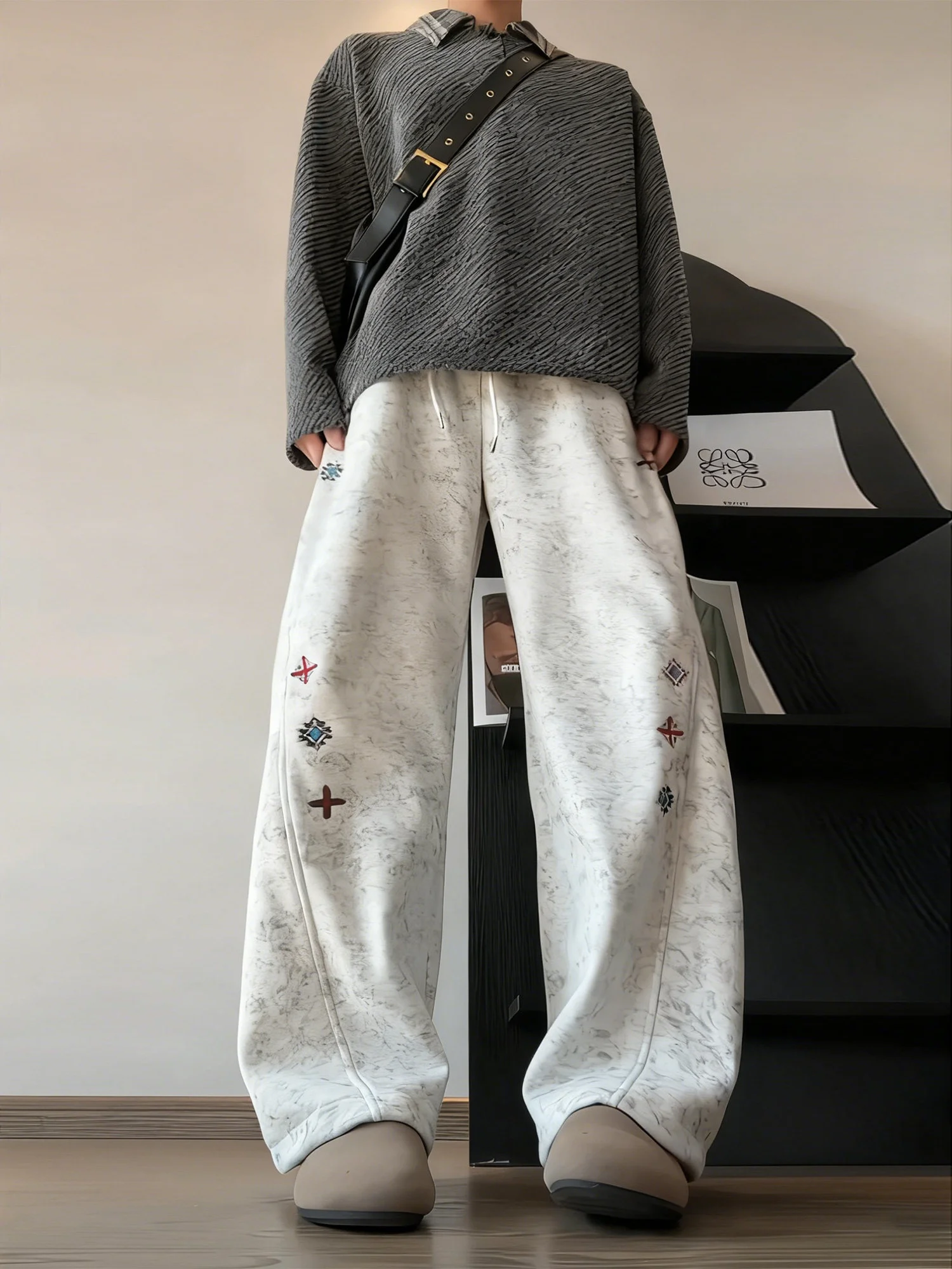 Мужские зимние спортивные брюки Thiened Fce с прямым кроем, тай-дай, повседневные, для фитнеса и тренировок, в американском стиле
Мужские зимние спортивные брюки Thiened Fce с прямым кроем, тай-дай, повседневные, для фитнеса и тренировок, в американском стиле