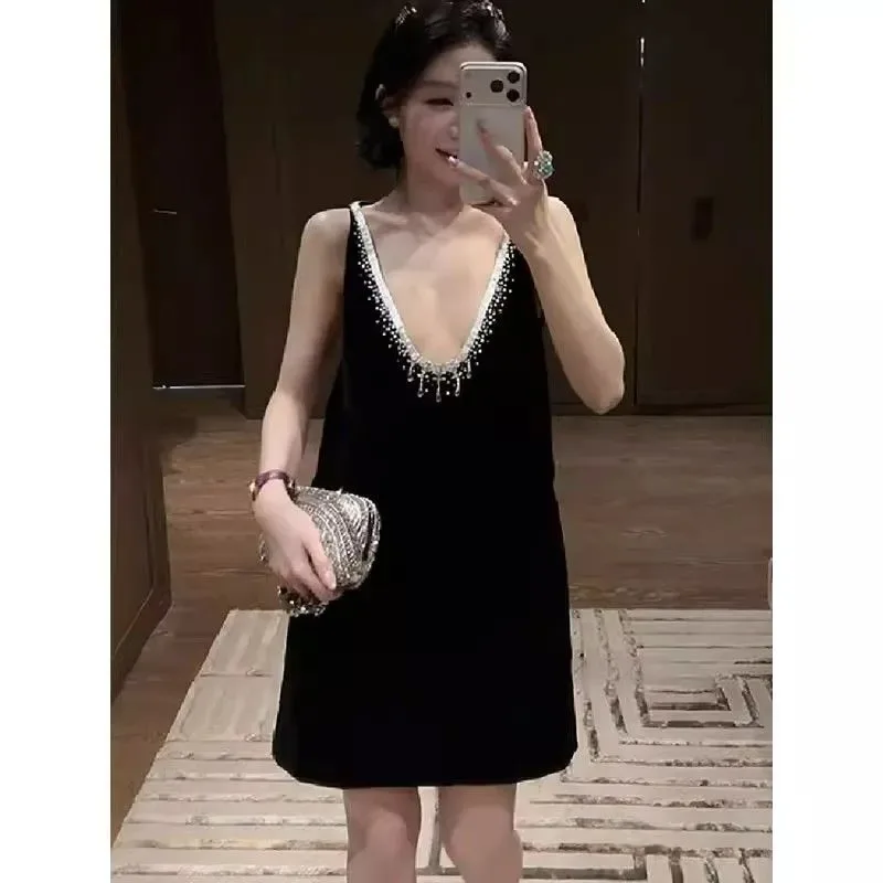 Womens Rhinestone V-Neck Sleeveless Dress Casual Loose Tank Dress
Womens Rhinestone V-Neck Sleeveless Dress Casual Loose Tank Dress