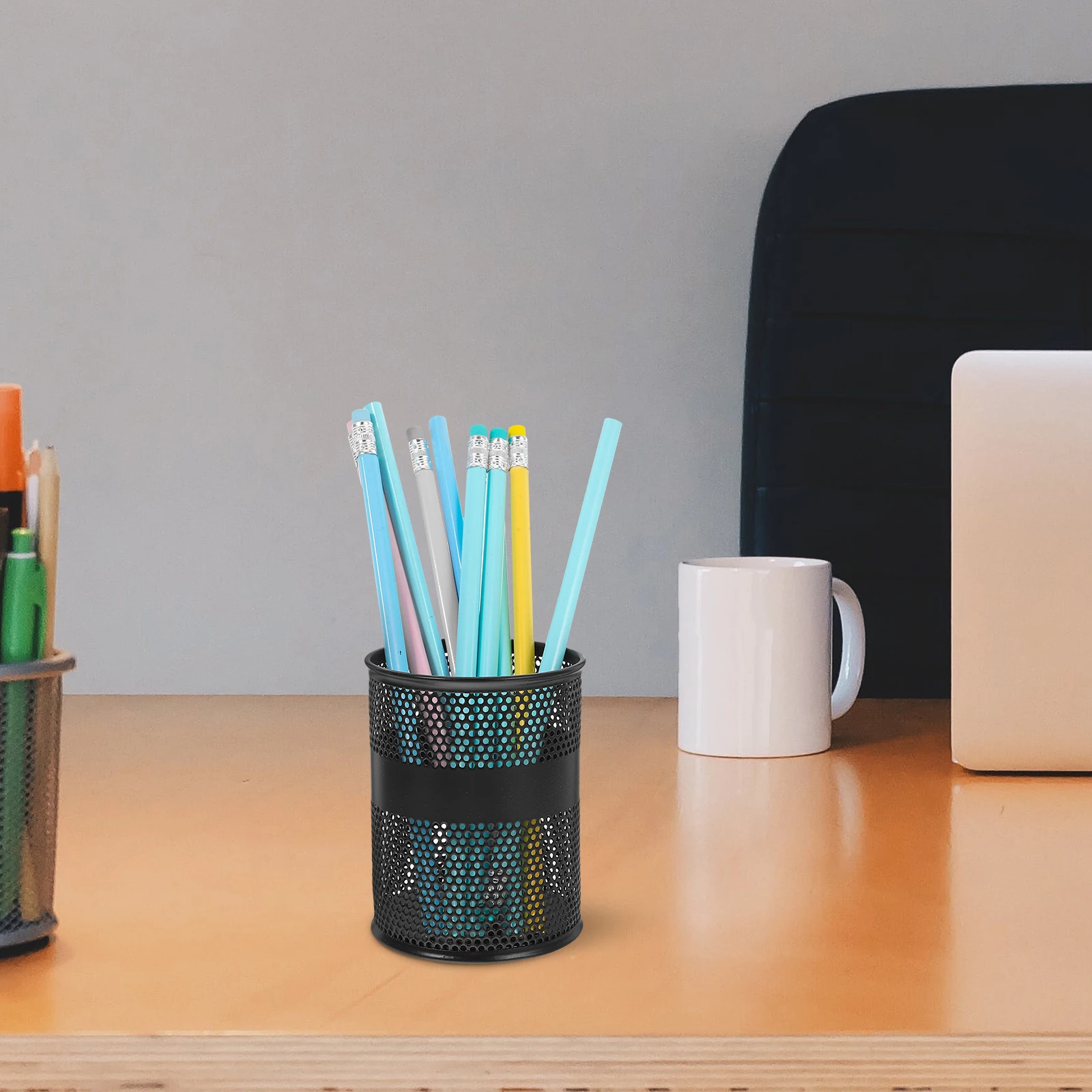 Office Storage Box Desk Organizer Mesh Pen Holder for Pencils Makeup Brush Student Supplies Large Capacity Cylinder Shape Black
Office Storage Box Desk Organizer Mesh Pen Holder for Pencils Makeup Brush Student Supplies Large Capacity Cylinder Shape Black