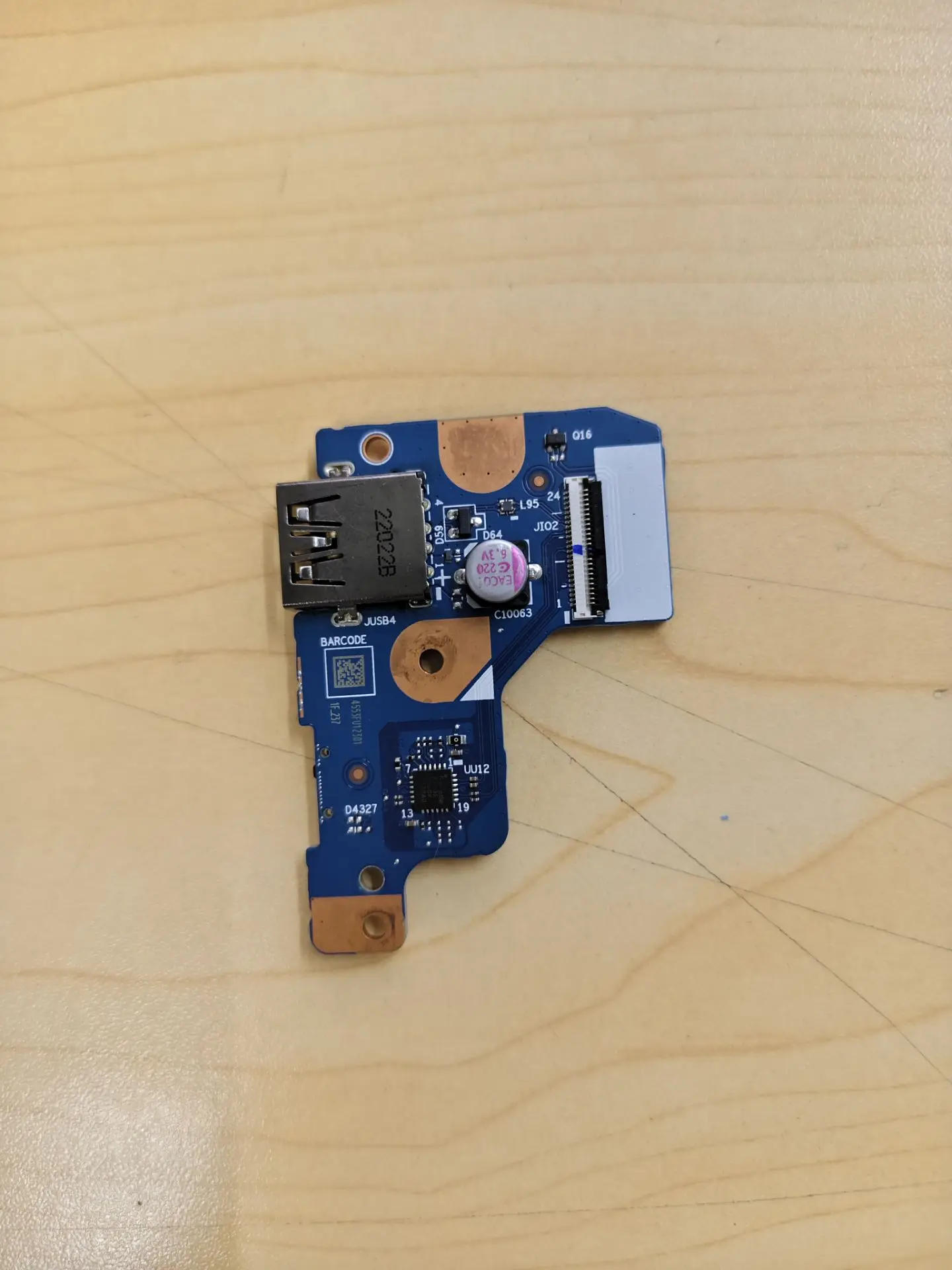 Used USB Board NS-D562 for Lenovo Legion Y9000P R9000P 2021 5 Pro-16ACH6H Laptop 82JQ 5C50S25187
Used USB Board NS-D562 for Lenovo Legion Y9000P R9000P 2021 5 Pro-16ACH6H Laptop 82JQ 5C50S25187