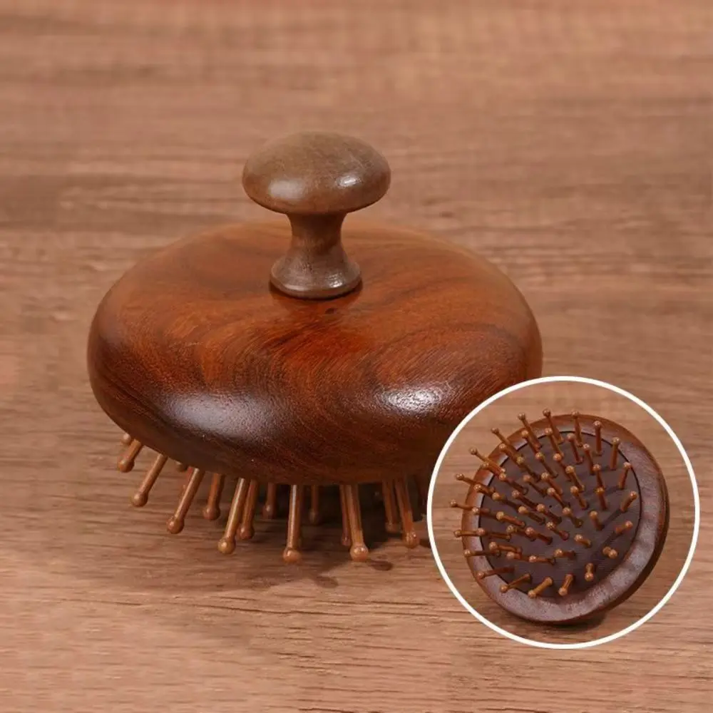 Портативная двухсторонняя расческа с воздушной подушкой из сандалового дерева, антистатическая расческа для массажа кожи головы, деревянная расческа для носа, снимающая стресс, щетка для женщин
Портативная двухсторонняя расческа с воздушной подушкой из сандалового дерева, антистатическая расческа для массажа кожи головы, деревянная расческа для носа, снимающая стресс, щетка для женщин