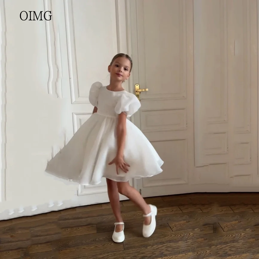 OIMG Simple Ivory A-line Flower Girl Dresses O Neck Wedding Party Gown Princess Sleeves Open Back Birthday Dress Customized
OIMG Simple Ivory A-line Flower Girl Dresses O Neck Wedding Party Gown Princess Sleeves Open Back Birthday Dress Customized