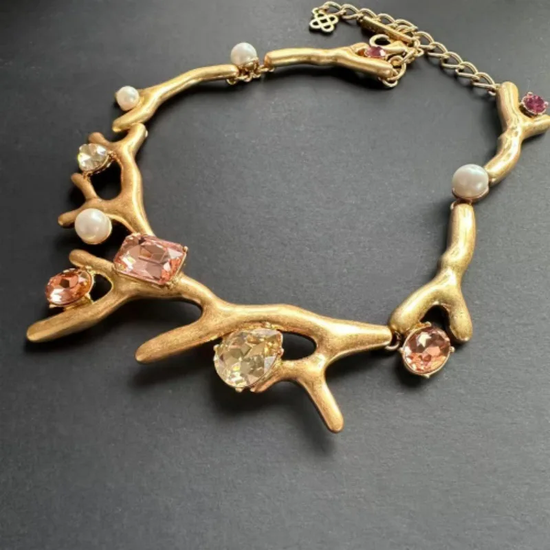 Os Fashion Vintage Heavy Industry Coral Branch & Vine Statement Necklace For Women Party Jewelry
Os Fashion Vintage Heavy Industry Coral Branch & Vine Statement Necklace For Women Party Jewelry