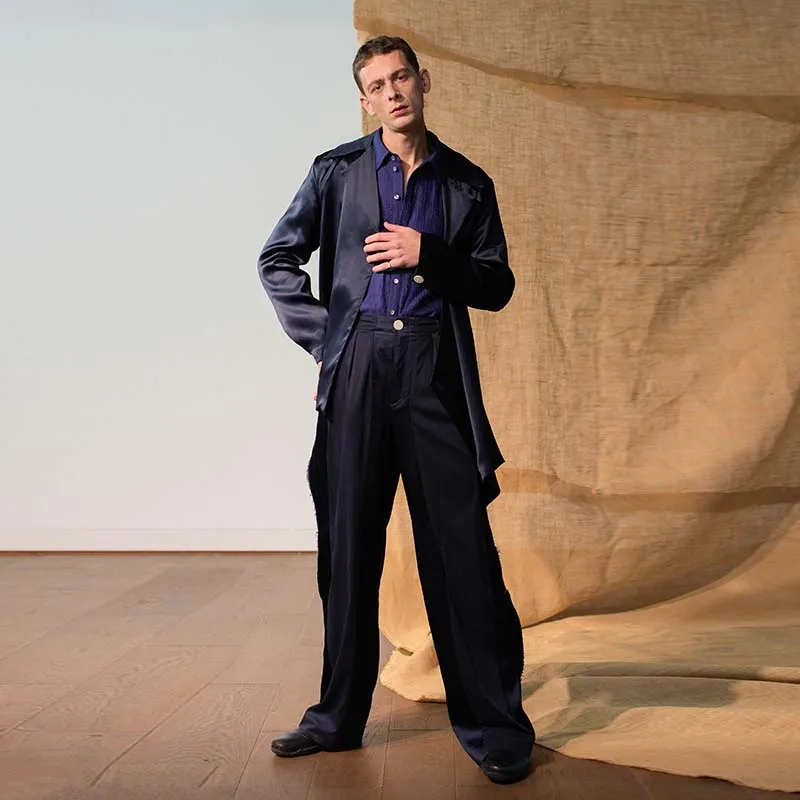 Men's Loose Solid Color Straight Overalls, European And American Street Photography, Versatile Large Size Catwalk Casual Pants
Men's Loose Solid Color Straight Overalls, European And American Street Photography, Versatile Large Size Catwalk Casual Pants