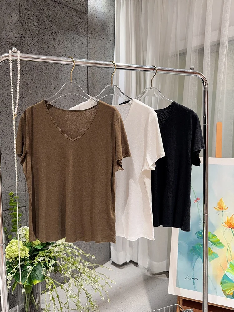 New Minimalist Casual V-Neck Linen Cotton T-Shirt Loose Lightweight Breathable Short Sleeve Women's Top Lazy Style Shirt
New Minimalist Casual V-Neck Linen Cotton T-Shirt Loose Lightweight Breathable Short Sleeve Women's Top Lazy Style Shirt